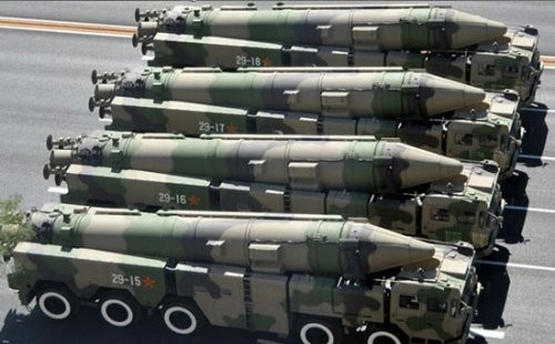 Trung Quốc bố trí hàng nghìn quả tên lửa ở duyên hải đông nam khiến cho Eo biển Đài Loan mất cân bằng về quân sự, đe dọa lợi ích chiến lược của Mỹ